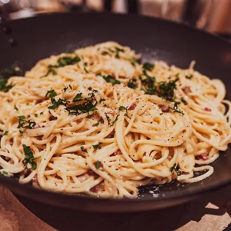 Noelle Mountain 4* كالافريتا